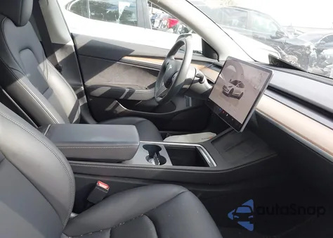 2023 Tesla Model 3 from USA, damaged, VIN 5YJ3E1EBXPF703924